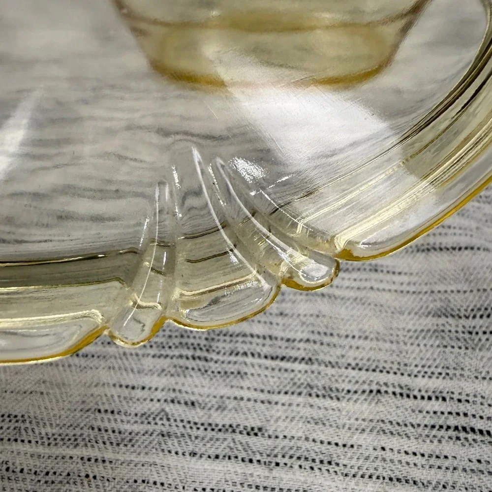 VTG Heisey Empress Sahara Yellow Glass Oval Covered Lemon Dish Dolphin Finial